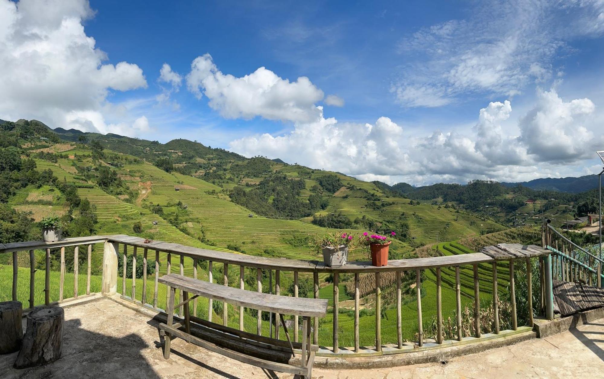Do Gu Homestay Mu Cang Chai Esterno foto