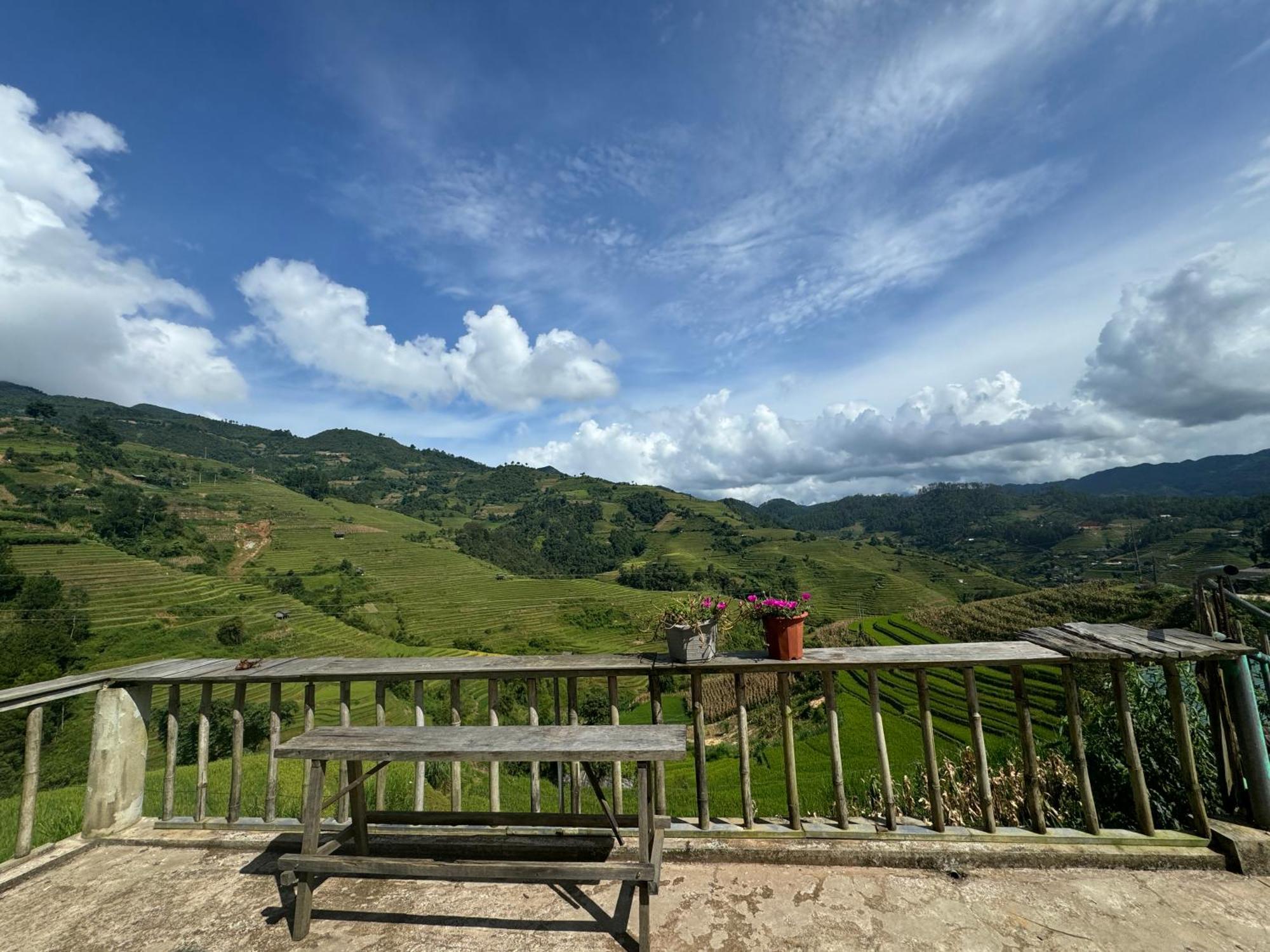 Do Gu Homestay Mu Cang Chai Esterno foto